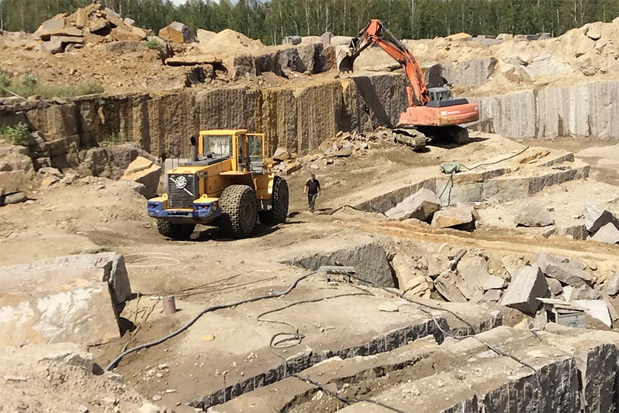 Гранит Жельтау купить в {multiregion.morphos 'name' 'предложный'} по низкой стоимости